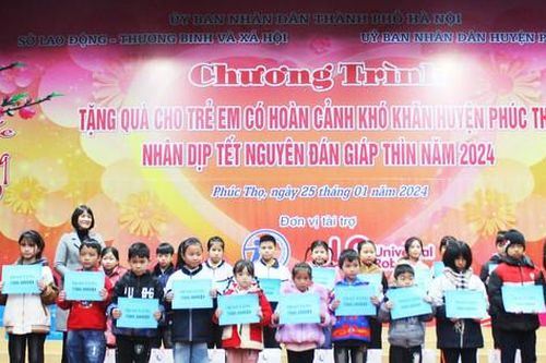 Người có công và các đối tượng xã hội: Vui đón Tết đủ đầy