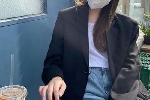 Nhận lương tháng 13 đừng vội đâm đầu sắm Tết: Chịu khó làm điều này để tiền đẻ ra tiền