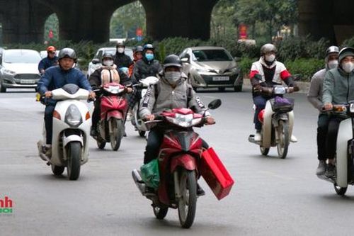 Đường phố Hà Nội ngày 29 Tết thông thoáng lạ thường
