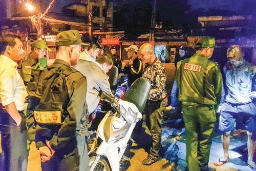 Phút giao thừa lặng lẽ của cảnh sát 113