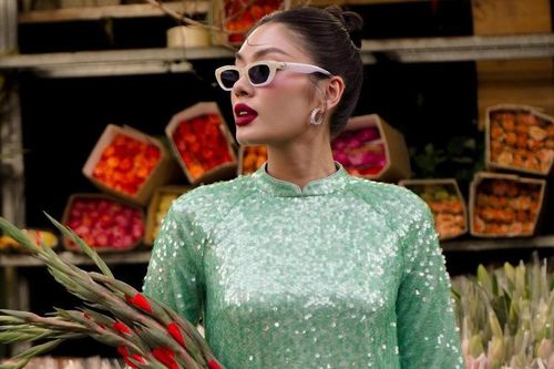 Mùng 1, mùng 2 Tết diện đồ gì theo gợi ý của NTK Việt