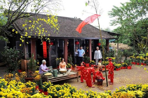Tết Nguyên đán trong văn hóa tinh thần của người Việt Nam