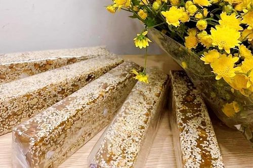 Tết về lại nhớ bánh ong