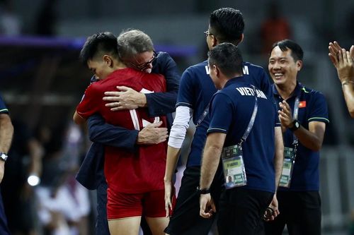 Năm Thìn, ĐT Việt Nam chờ những ngôi sao trẻ hết vai... 'kép phụ'