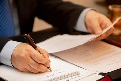 Thẩm quyền cấp giấy phép môi trường