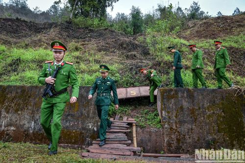 'Lá chắn xanh' bám biên, giữ bình yên những ngày cận Tết