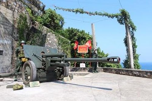 Vui Tết đủ đầy trên đảo tiền tiêu