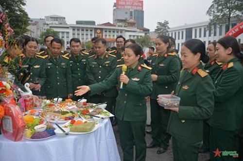 Vui Xuân Giáp Thìn không quên nhiệm vụ ở Lữ đoàn Thông tin 205