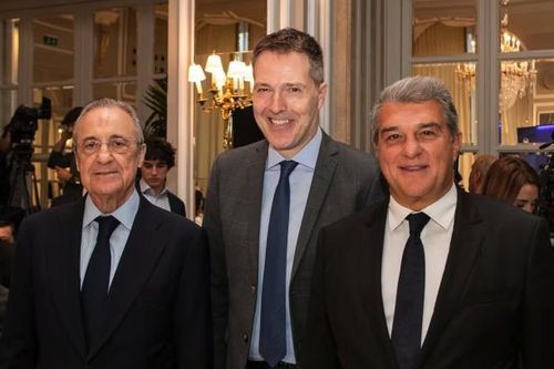 UEFA bị kiện đòi bồi thường 'khủng'