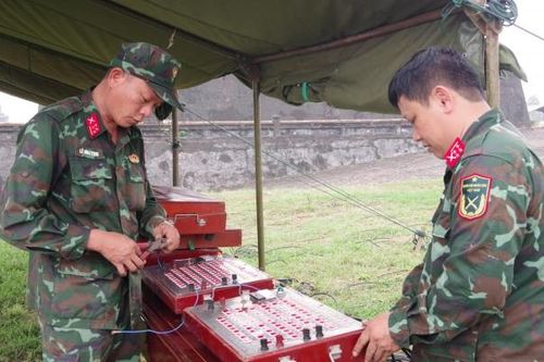 Thừa Thiên Huế: Chuẩn bị bắn 2.000 quả pháo tầm cao trong thời khắc giao thừa 2024