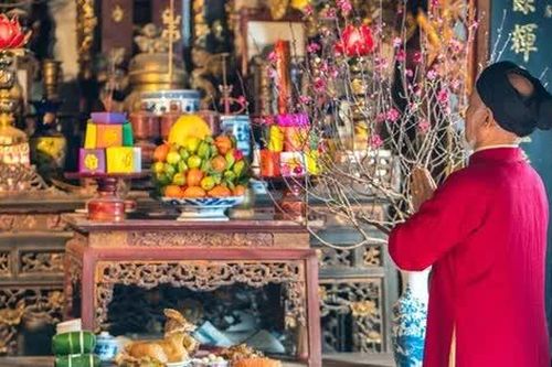 Cúng Giao thừa năm Giáp Thìn 2024 vào giờ nào, lễ vật gồm những gì?