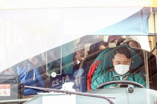 Chuyến xe chiều 30 Tết: Tết rồi, về nhà thôi!