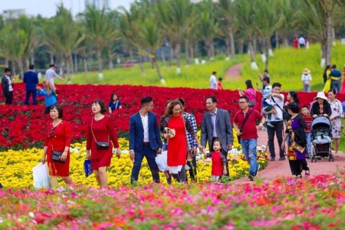 Khung giờ, hướng xuất hành tốt vào ngày mùng 1 Tết