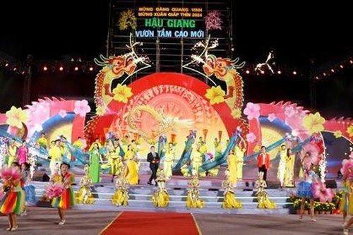 Hậu Giang: Chương trình nghệ thuật đón giao thừa ấn tượng, hoành tráng