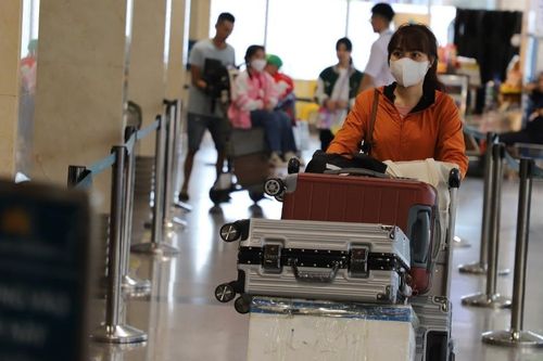 Hành khách thảnh thơi rời TP.HCM về quê ngày 30 Tết