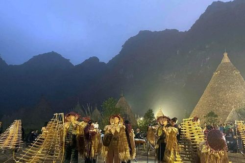 Ninh Bình: Nhiều sản phẩm du lịch phong phú dịp Tết Giáp Thìn 2024