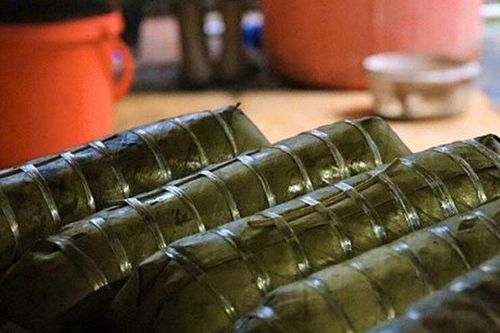 Độc đáo bánh chưng đen của người Tày Bắc Sơn