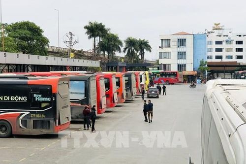 Sụt giảm lượng hành khách đến bến xe vì xe 'ghép', xe hợp đồng trá hình