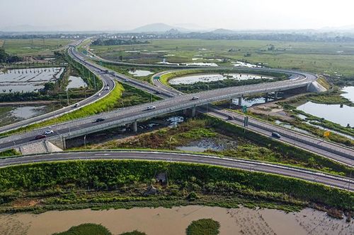 Mở rộng tầm nhìn, gia tăng cơ hội: Kết nối giao thông - thúc đẩy phát triển