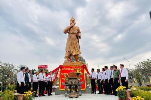 Khánh thành tượng đài Lễ thành hầu Nguyễn Hữu Cảnh