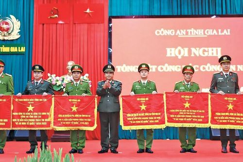 Công an thị xã An Khê: Lá cờ đầu phong trào thi đua 'Vì an ninh Tổ quốc'
