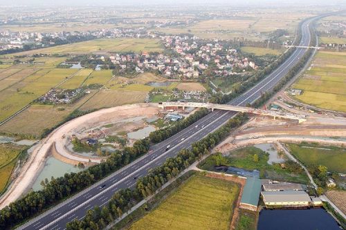 Giao thông Đèo Cả (HHV) gia tăng vốn góp vào hai dự án cao tốc lớn