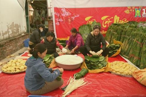 Làng nghề bánh chưng Tranh Khúc cận Tết Nguyên Đán