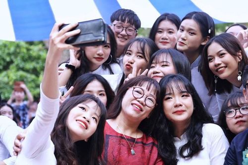 15 lời chúc Tết thầy cô hay, ý nghĩa nhất