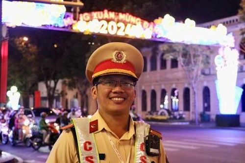 CSGT TPHCM trực chiến 100% quân số trong đêm Giao thừa