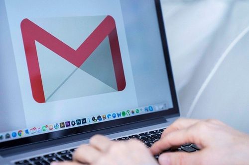Có nên để chế độ tự động xóa email?