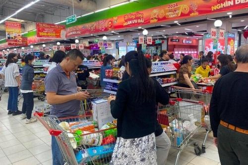 Bộ Công Thương: Giá hàng hóa ổn định trong ngày 30 Tết