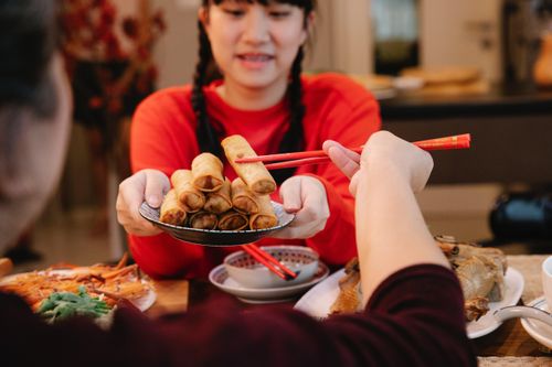 Mùng 1 Tết ăn gì để may mắn, khỏe mạnh cả năm?