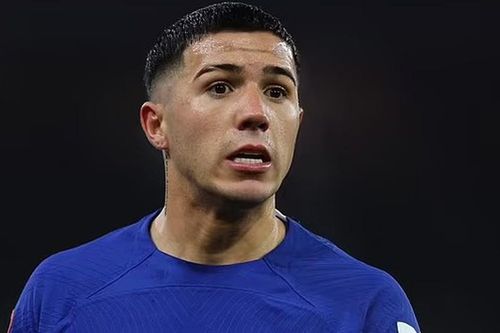 Tiền vệ đắt giá của Chelsea ngỏ ý muốn tới Barcelona