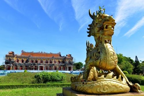 Ghé Huế, thăm xứ sở của Rồng
