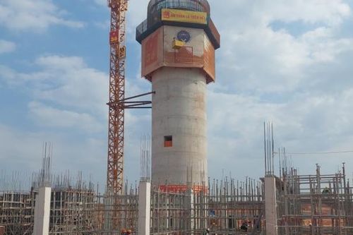 Hàng trăm kỹ sư, công nhân thi công xuyên Tết đài kiểm soát không lưu Long Thành