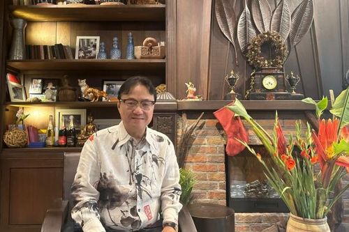 Nhà thơ Hồng Thanh Quang: 'Thơ trên báo Tết- Món của Xuân đậm đà cảm xúc!'