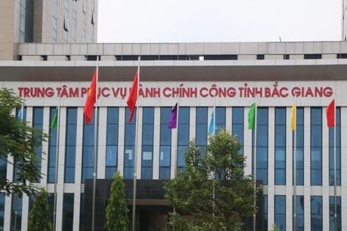 Thấy gì từ sự 'đổi ngôi' trên bảng xếp hạng tăng trưởng kinh tế?