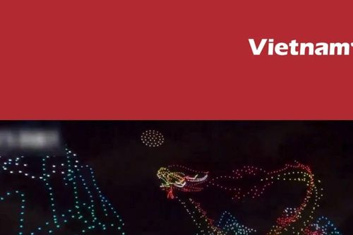 Trình diễn drone hình rồng chào Năm Giáp Thìn tại Bắc Kinh