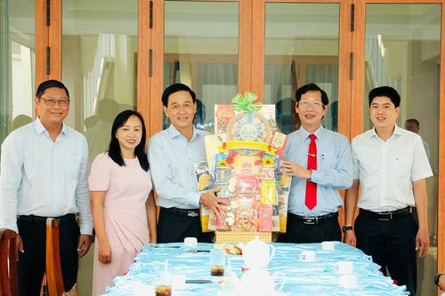 Lãnh đạo ngành tài chính chúc Tết UBND tỉnh An Giang
