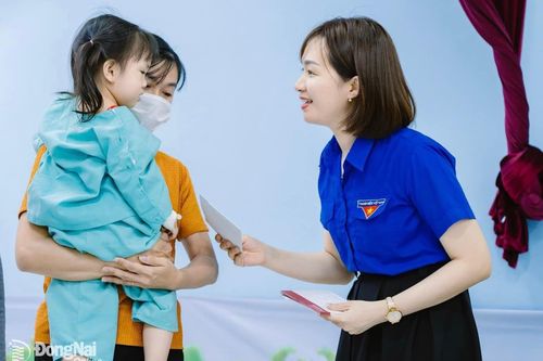 Hỗ trợ 500 ngàn đồng cho mỗi bệnh nhân điều trị nội trú trong dịp Tết