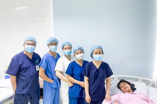 Bệnh viện Đa khoa Sài Gòn Nha Trang: Lì xì gói sinh miễn phí cho công dân chào đời năm Rồng đầu tiên tại bệnh viện