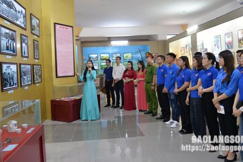 Đảng bộ tỉnh Lạng Sơn đồng hành với những mùa xuân của dân tộc