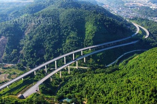 Một năm mới đoàn viên nơi vùng cao, biên giới