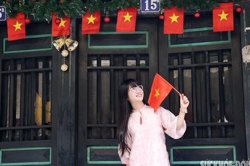 Hà Nội yên bình ngày mùng 1 Tết Giáp Thìn