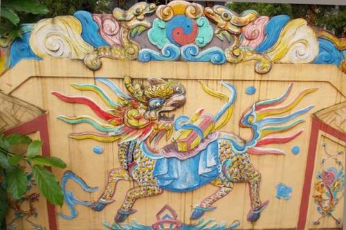 10 câu chuyện thú vị về rồng