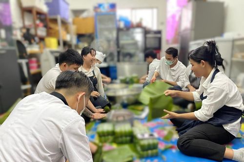 'Thương hiệu quốc gia' trên xứ sở chùa Vàng