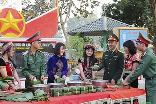 Chiến sĩ 'Sao vàng' vui Xuân không quên nhiệm vụ