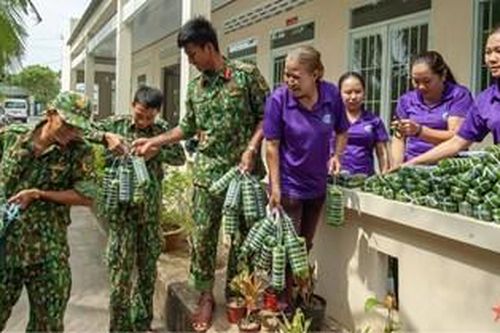 Lực lượng vũ trang Quân khu 9 chung tay, góp sức bảo đảm 'an sinh' để 'an dân'