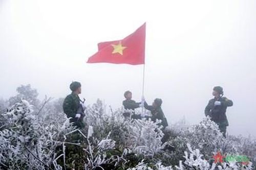 Bộ đội Biên phòng tỉnh Hà Giang: Vui Xuân mới không quên nhiệm vụ