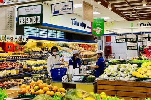 Chợ lẻ, siêu thị mở cửa trở lại, hàng quán phụ thu ngày tết